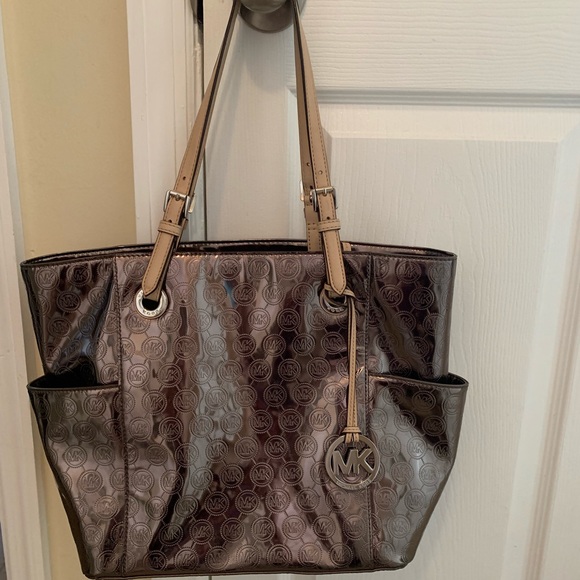 michael kors metallic handbags
